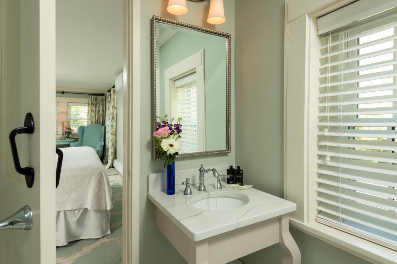 The Inn At Yarmouth Port Ngoại thất bức ảnh